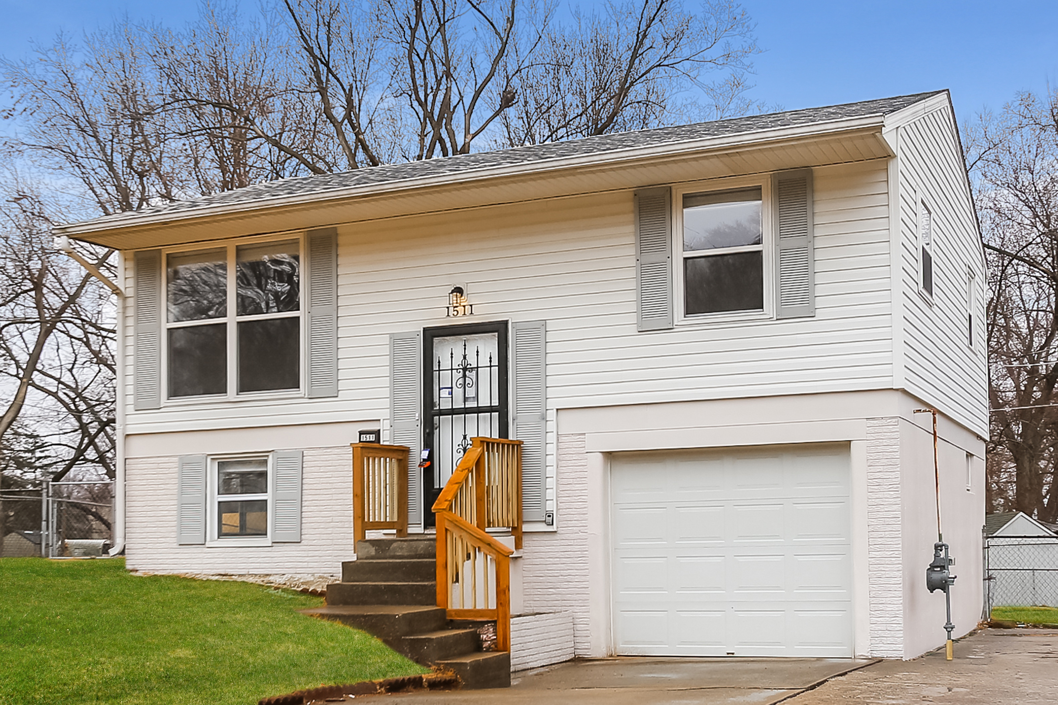 1511 N Seminole Dr Independence, MO 64058
